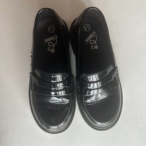 Slip On Loafers Girls Art Class Celia  - Size 13